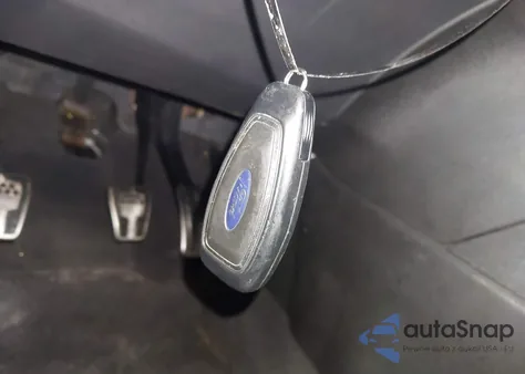 2019 Ford Fiesta St z USA, uszkodzony, nr VIN 3FADP4GX1KM121052